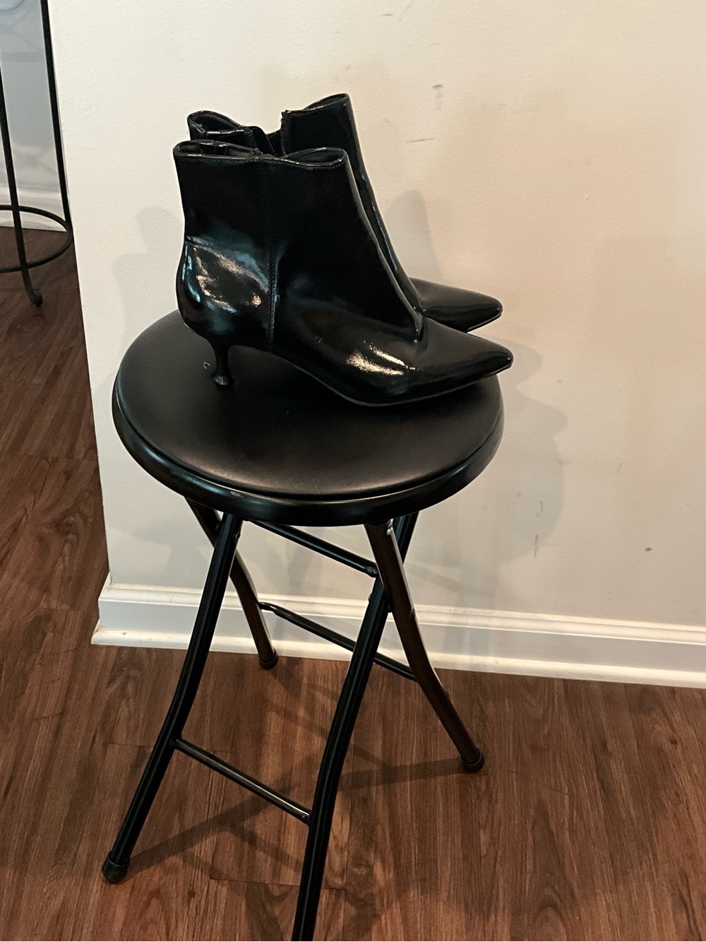 Rachel Zoe Black Patent Pointed Ankle Booties size 8M